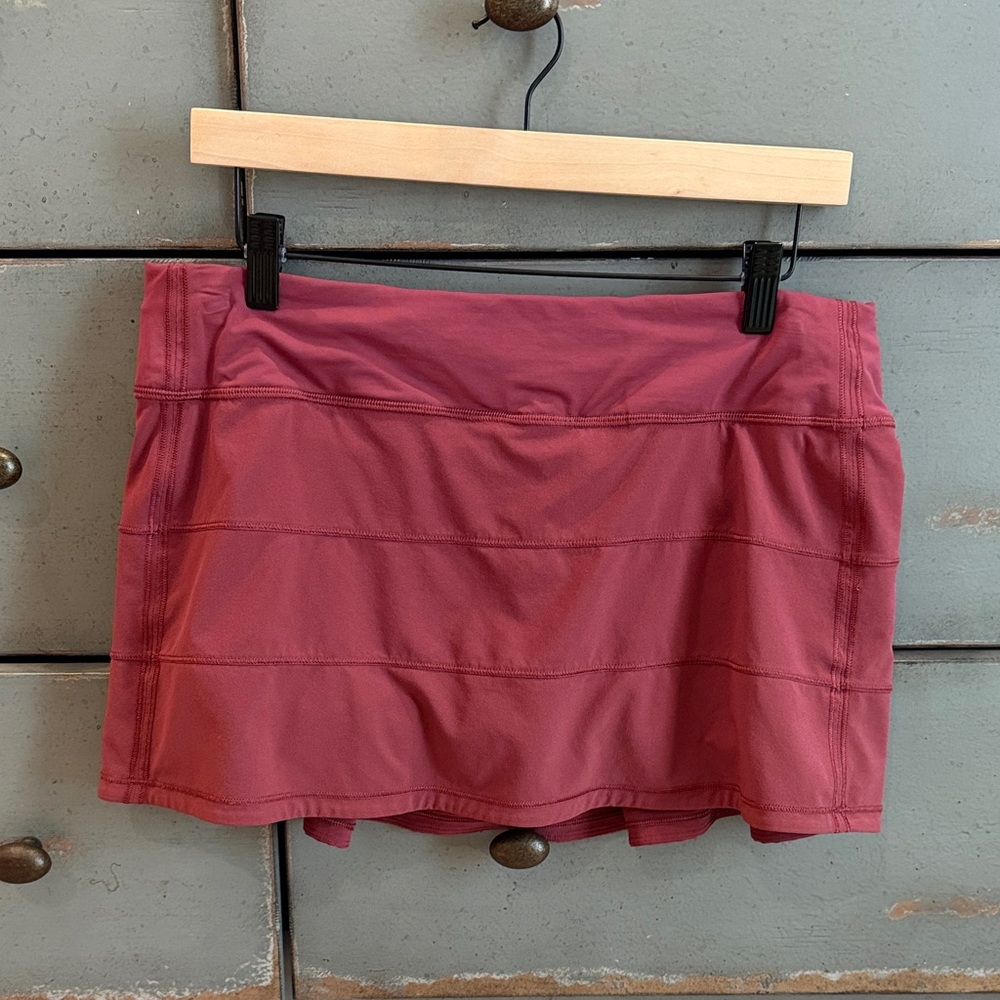 Lululemon Pace Rival Mid Rise Skirt 13" size 10